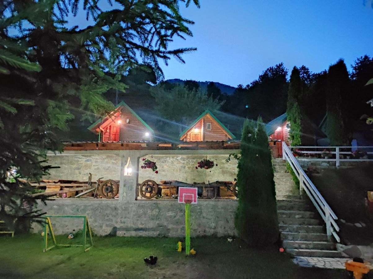 Bungalovi Vukovic Мойковац Екстериор снимка