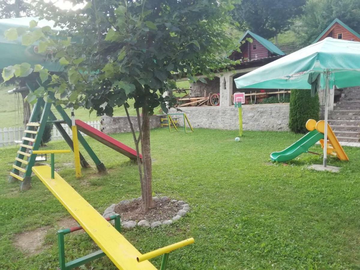 Bungalovi Vukovic Мойковац Екстериор снимка